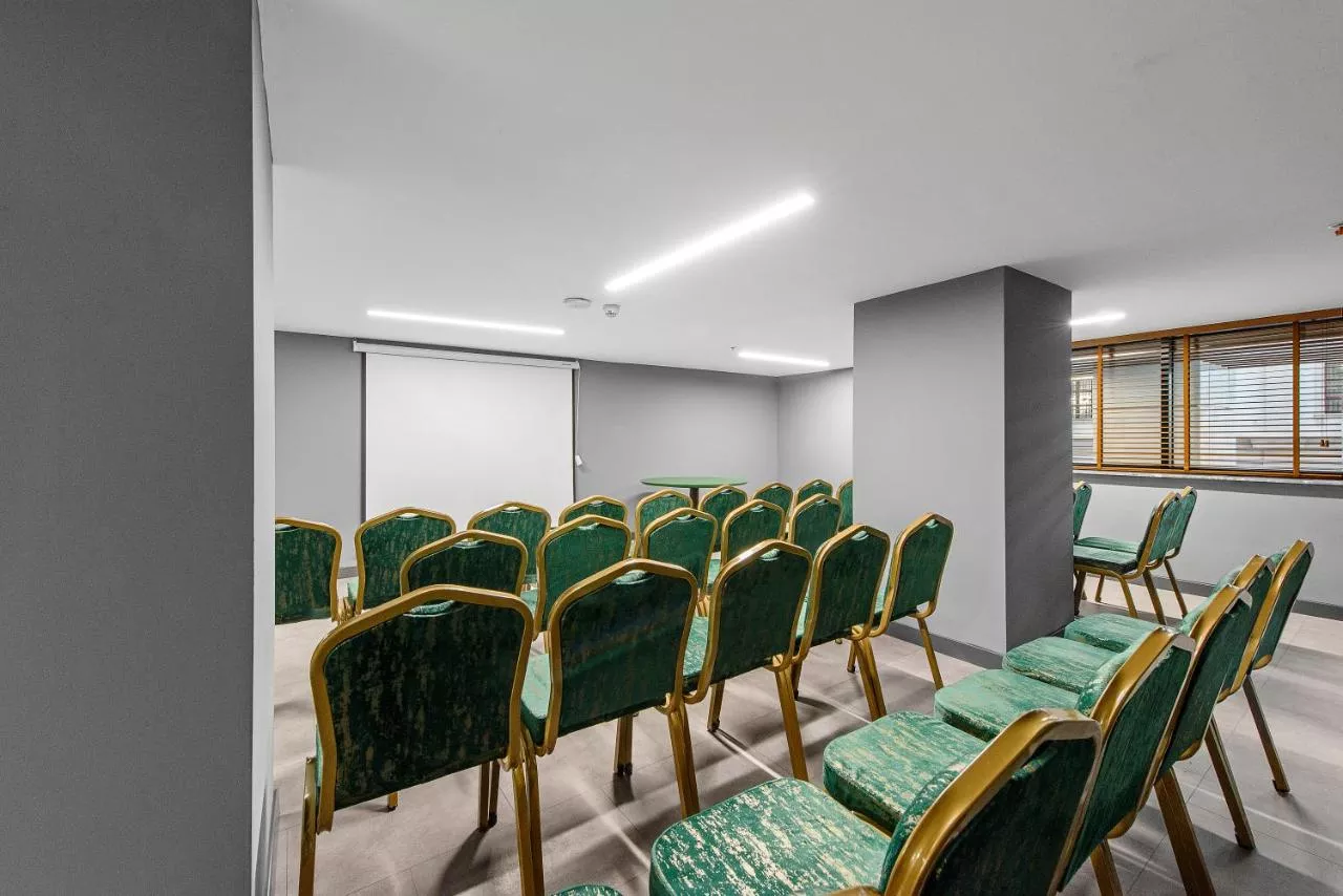 ibos-hotels-izmir-alsancak 8